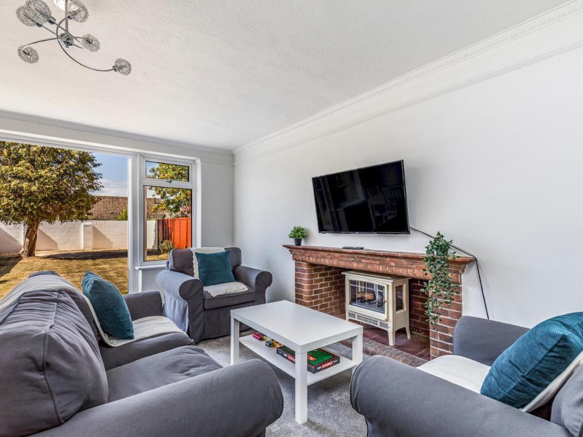 Pass The Keys Lovely Ground Floor Flat With Large Garden Chichester Exteriér fotografie