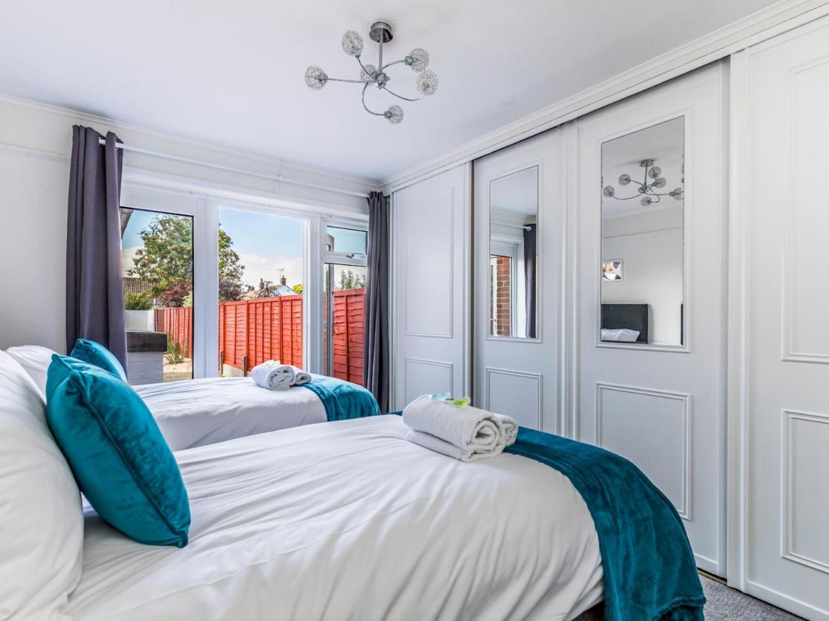 Pass The Keys Lovely Ground Floor Flat With Large Garden Chichester Exteriér fotografie