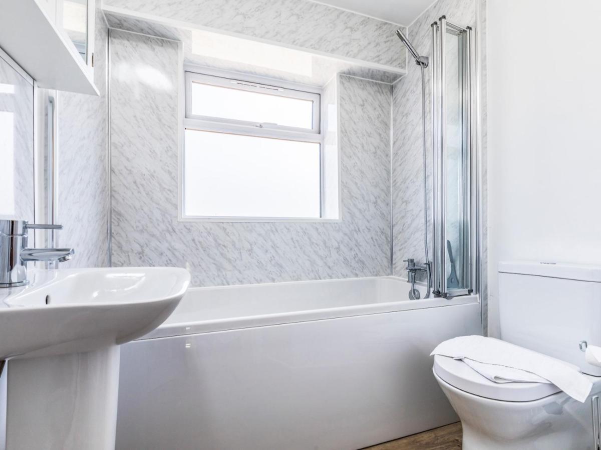 Pass The Keys Lovely Ground Floor Flat With Large Garden Chichester Exteriér fotografie
